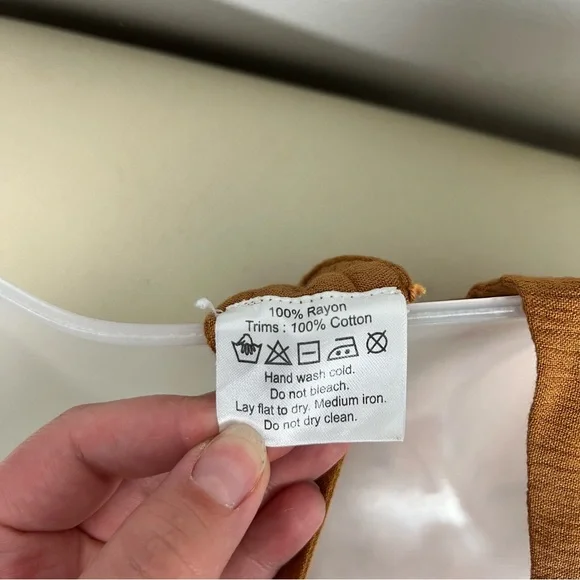 Earthbound Clothing Golden Orange Braided Tie Detail Open Back Halter Crop Top S - Picture 4 of 5